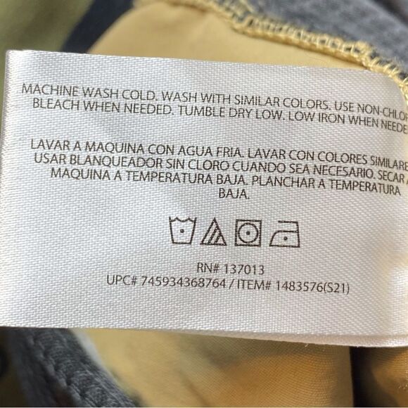 Orvis Khaki Voyager Tech Outdoor Stretch Shorts Size 36 - Picture 5 of 12